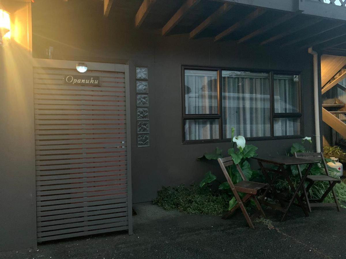 ホテル Opanuku Out West オークランド エクステリア 写真